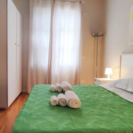 Toc Toc - Modern Apartment In Флоренция Екстериор снимка